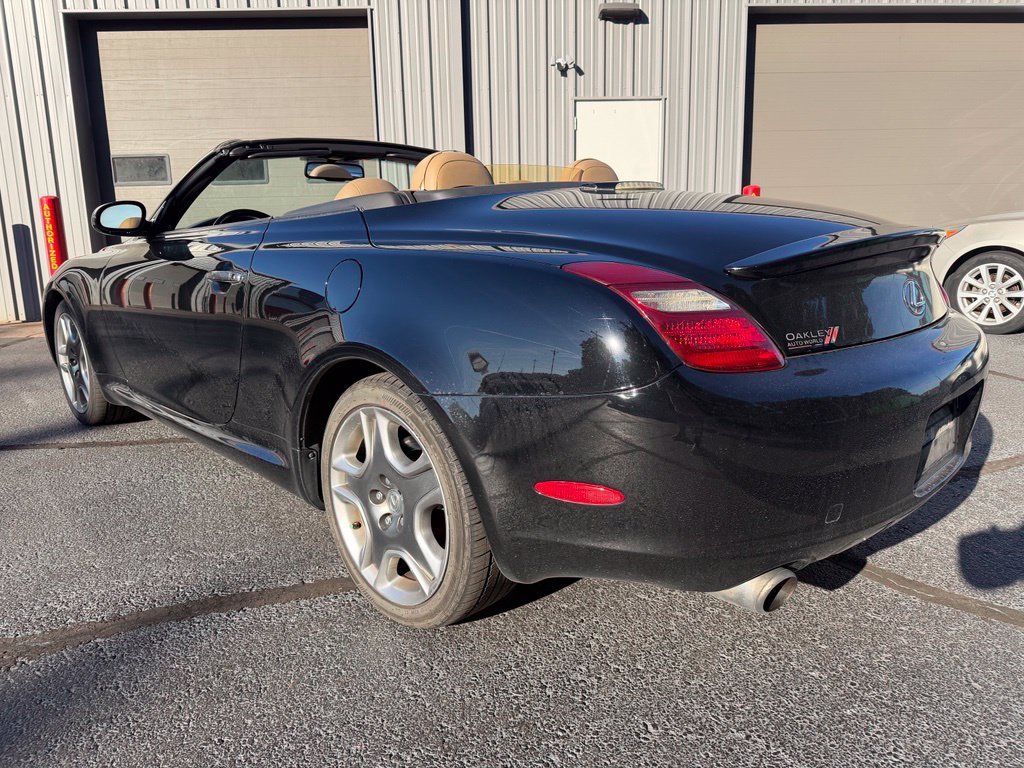 Used 2006 Lexus SC 430 Convertible RWD image 3