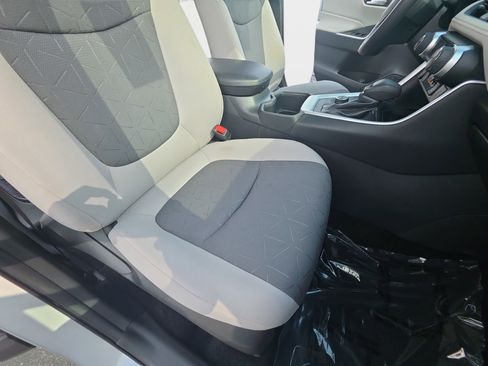 Used 2024 Toyota RAV4 XLE w/ Weather Package AWD/4WD image 10