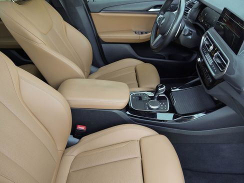 Certified 2024 BMW X3 sDrive30i w/ M Sport Package RWD image 9