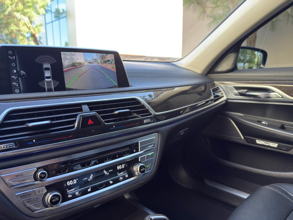 Used 2016 BMW 740i RWD image 51
