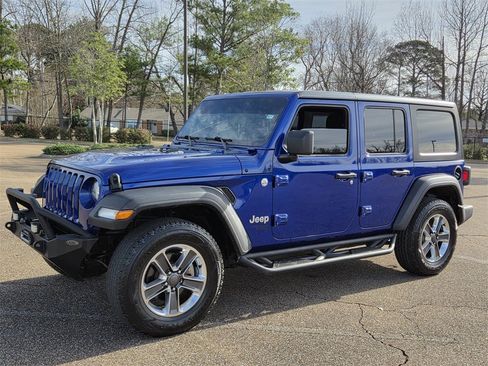 Used 2018 Jeep Wrangler Unlimited Sport image 7