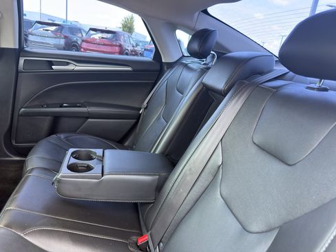 Used 2016 Ford Fusion Titanium FWD image 34