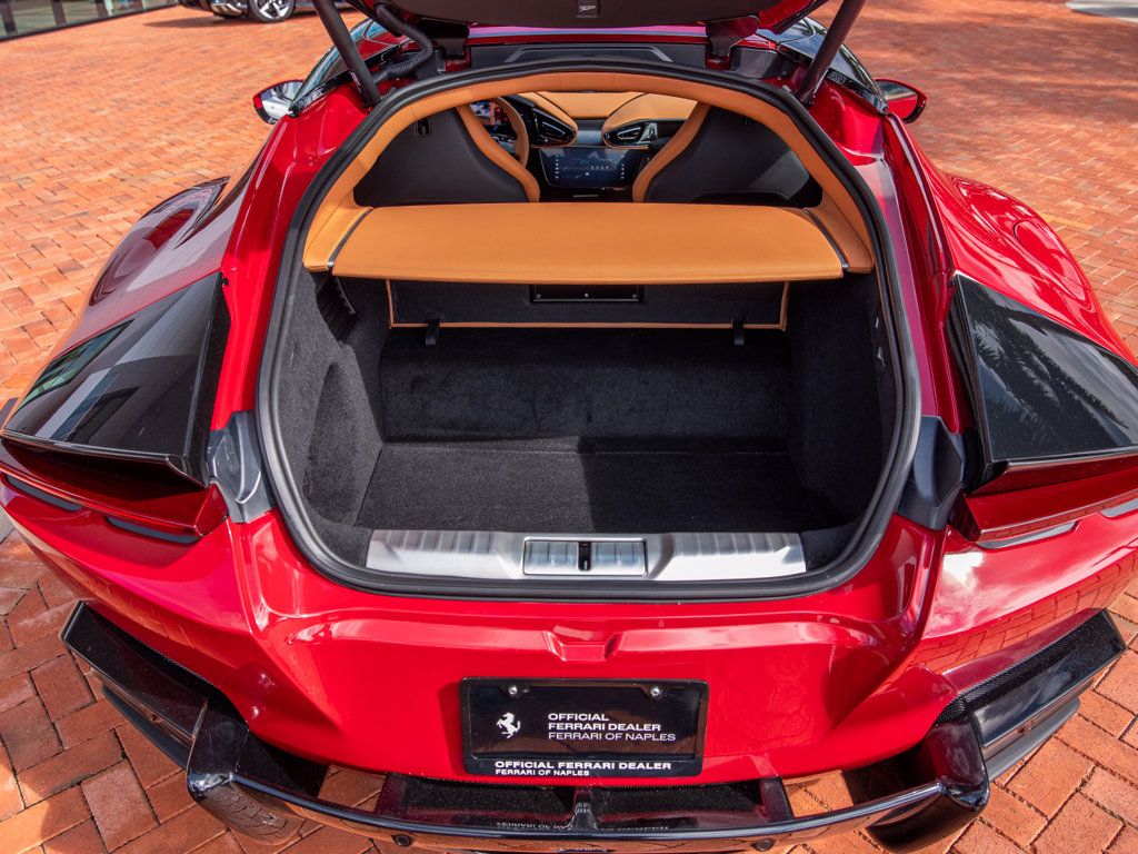 Certified 2025 Ferrari 12Cilindri RWD image 30
