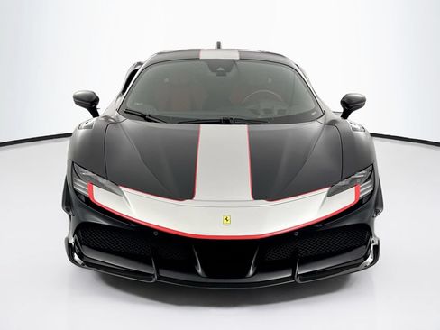 Used 2022 Ferrari SF90 Stradale AWD/4WD image 2