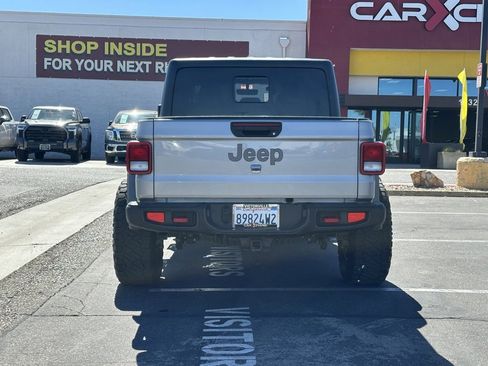 Used 2020 Jeep Gladiator Rubicon image 6