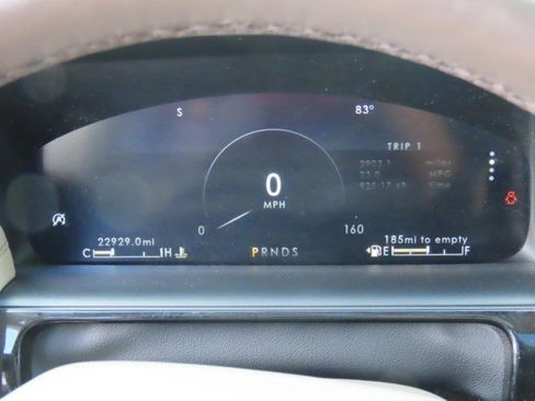 Certified 2023 Lincoln Nautilus Reserve w/ Luxury Package image 27