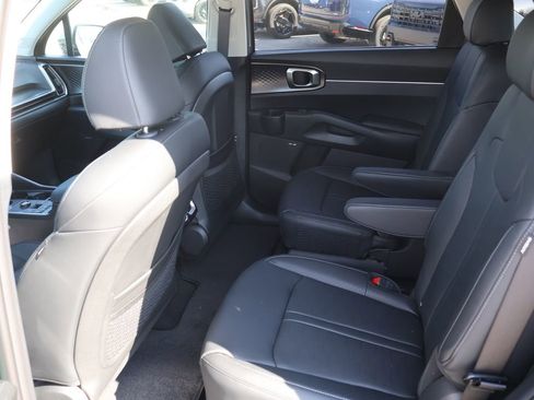New 2026 Kia Sorento EX AWD/4WD image 12