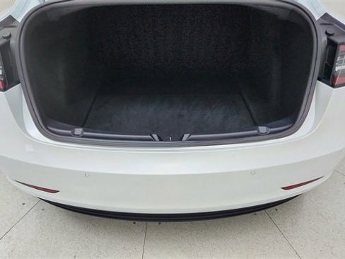 Used 2020 Tesla Model 3 Standard Range Plus image 14