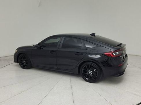 Used 2024 Honda Civic Sport image 3
