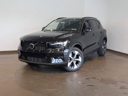 New 2026 Volvo XC40 B5 Plus w/ Protection Package Premier