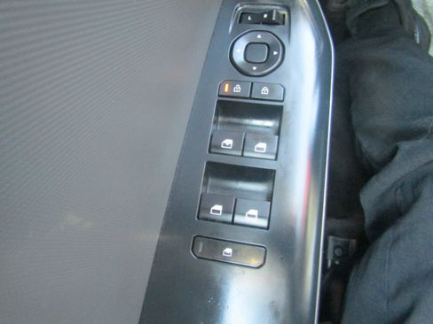 Used 2025 Kia K4 FWD image 17