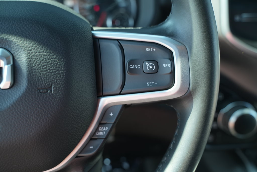 Used 2023 RAM 1500 Big Horn AWD/4WD image 32