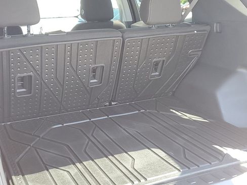 Used 2024 Chevrolet Equinox LT w/ LPO, Floor Liner Package AWD/4WD image 33