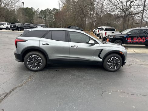 New 2026 Chevrolet Blazer EV LT image 4