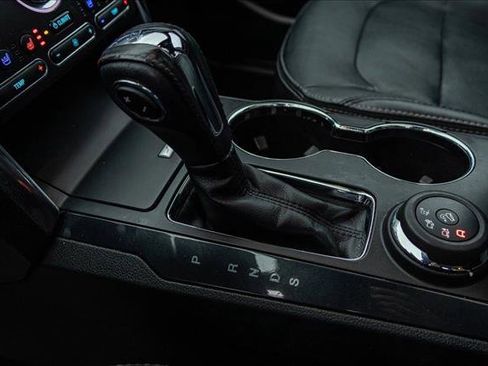 Used 2018 Ford Explorer Limited image 20