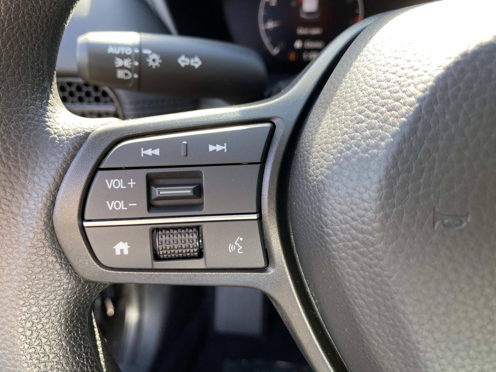 New 2027 Honda HR-V LX image 11