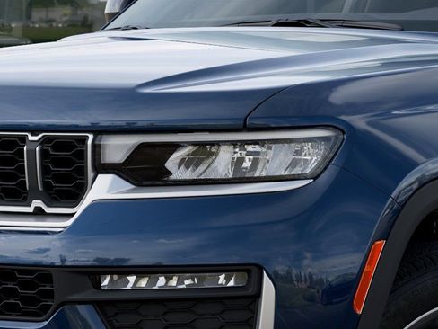 New 2026 Jeep Grand Cherokee L Limited AWD/4WD image 10