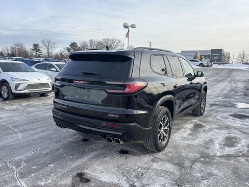 Used 2024 GMC Acadia AT4 image 5