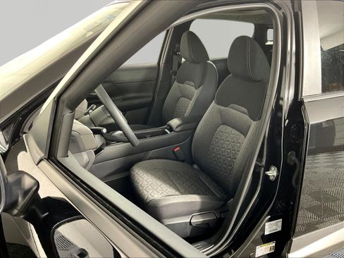 Used 2026 Nissan Kicks SV w/ SV Premium Package FWD image 20
