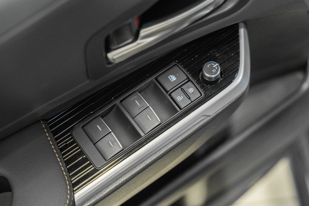 New 2026 Toyota Sienna XLE Woodland Edition AWD/4WD image 45