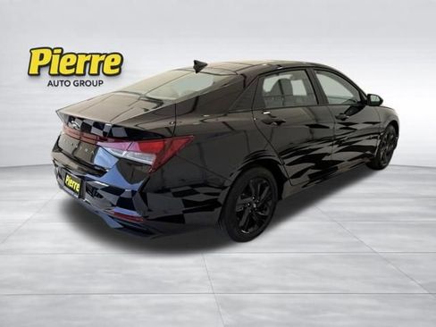 Used 2023 Hyundai Elantra SEL FWD image 5