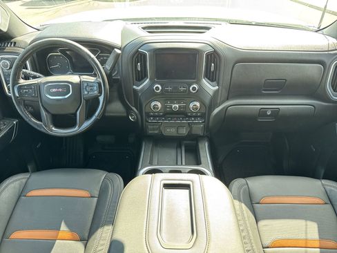 Used 2021 GMC Sierra 2500 AT4 w/ AT4 Premium Plus Package AWD/4WD image 18