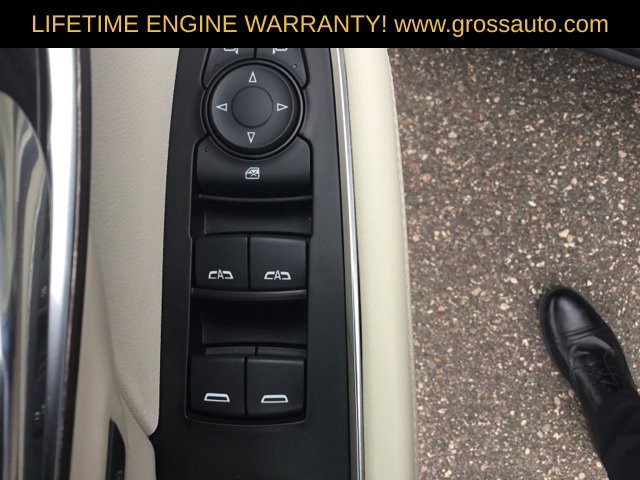 Used 2023 Buick Envision Avenir AWD/4WD image 17