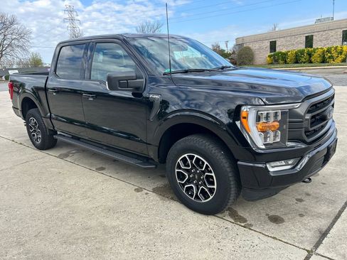 Used 2022 Ford F150 XLT w/ Equipment Group 302A High image 9