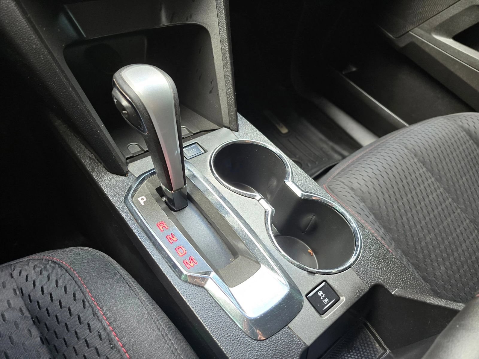 Used 2015 GMC Terrain SLE FWD image 28