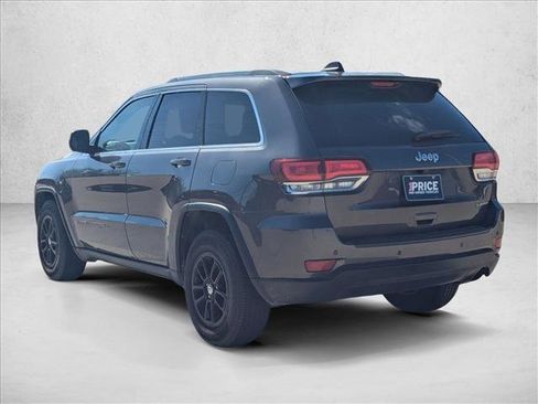 Used 2020 Jeep Grand Cherokee Laredo image 7
