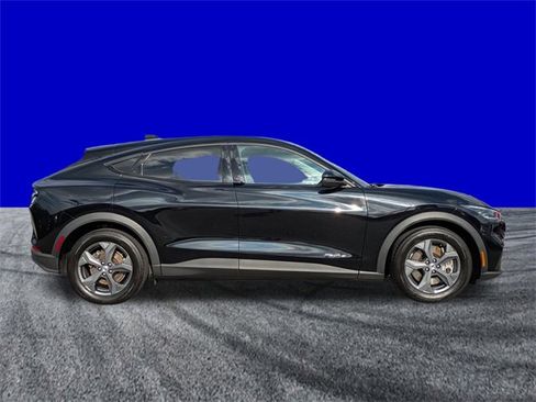 Certified 2021 Ford Mustang Mach-E Select image 3