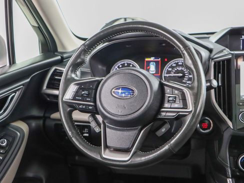 Used 2023 Subaru Forester Limited image 12