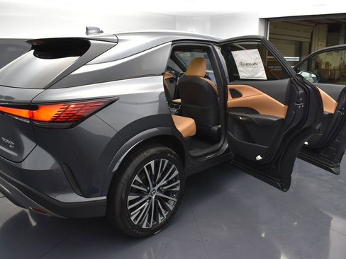 New 2025 Lexus RX 350 image 9