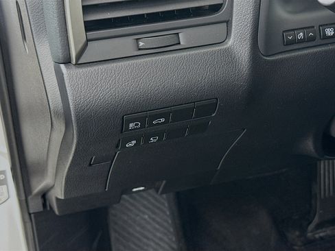 Used 2020 Lexus RX 350L FWD w/ Premium Package image 10