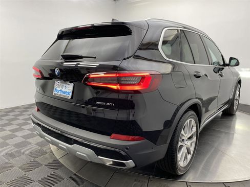 Used 2023 BMW X5 xDrive40i w/ Climate Comfort Package image 33