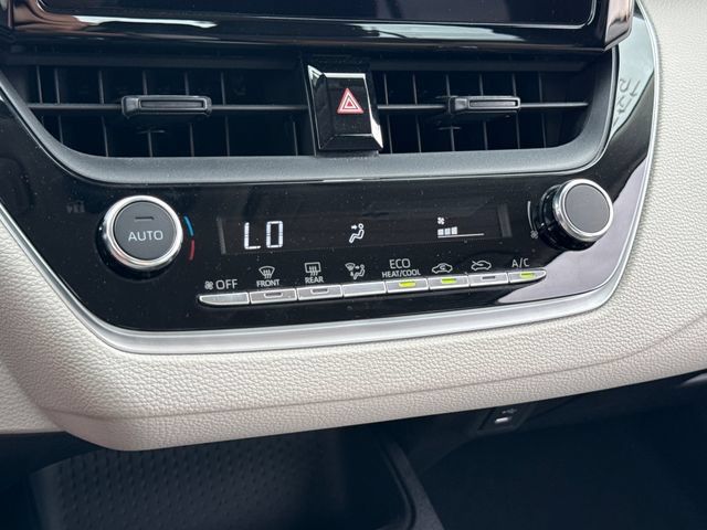 Certified 2023 Toyota Corolla LE FWD image 32