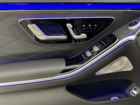 Used 2025 Mercedes-Benz S 63 AMG S image 9
