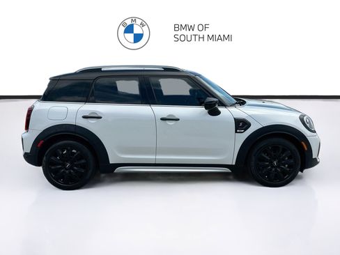 Used 2024 MINI Cooper Countryman S w/ Premium Package FWD image 8
