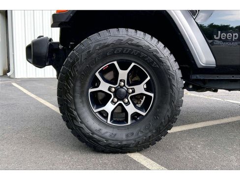 Used 2021 Jeep Wrangler Unlimited Sport AWD/4WD image 8