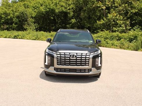 Used 2024 Hyundai Palisade Calligraphy AWD/4WD image 3