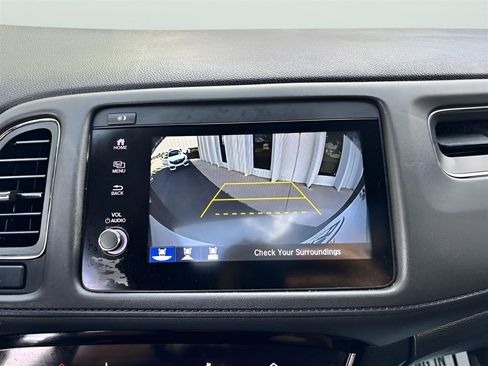 Used 2019 Honda HR-V EX image 22