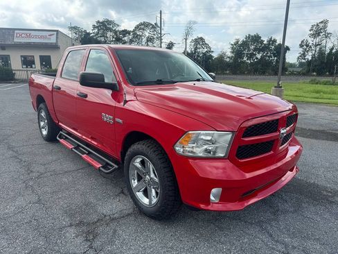 Used 2014 RAM 1500 Express AWD/4WD image 9