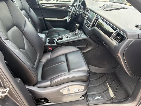 Used 2018 Porsche Macan S AWD/4WD image 15