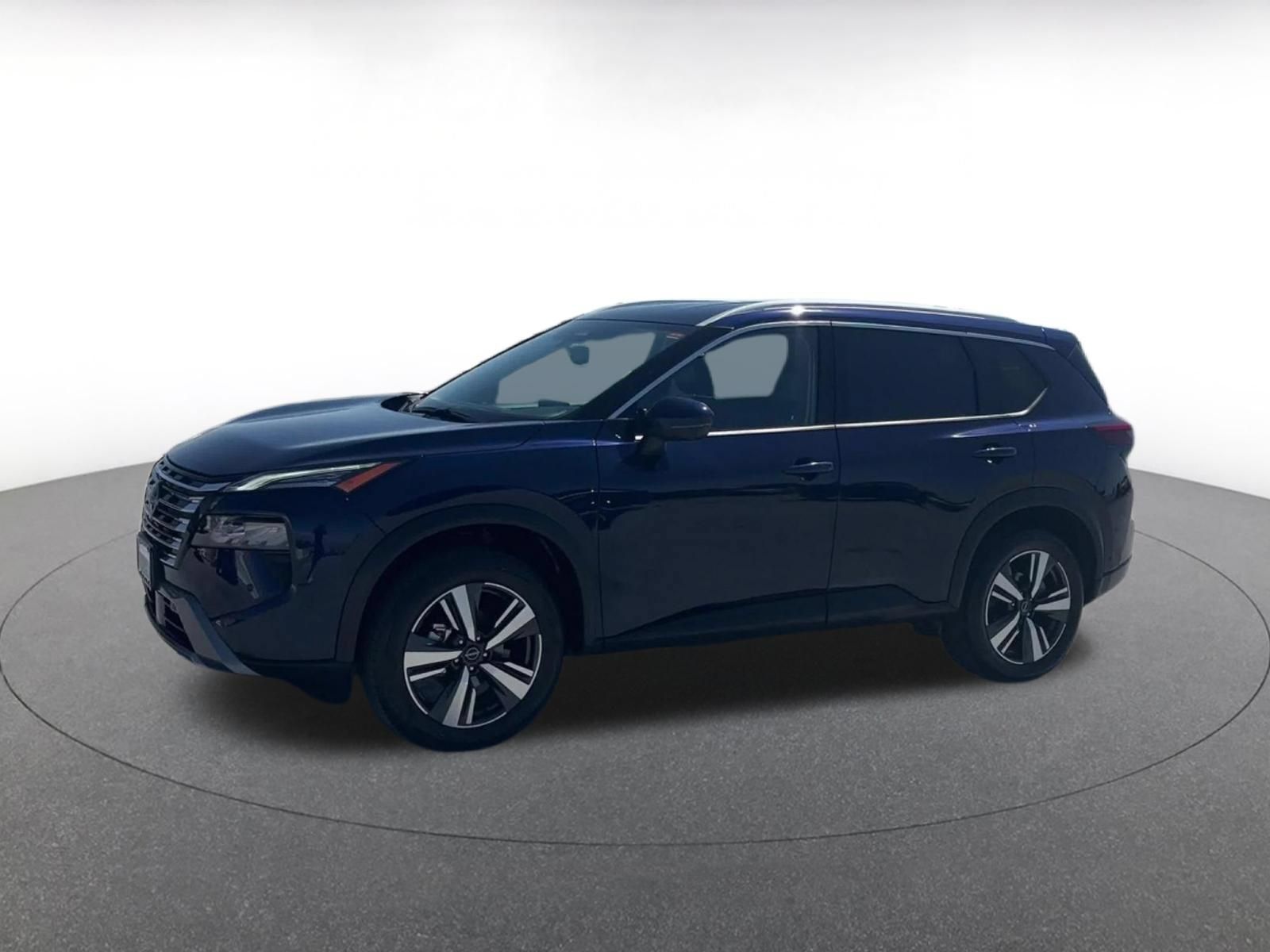 Used 2026 Nissan Rogue SL FWD image 7