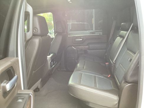 Used 2020 GMC Sierra 2500 Denali w/ Denali Ultimate Package image 9