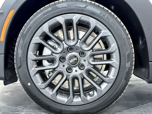 New 2026 MINI Cooper 4-Door Hardtop image 25