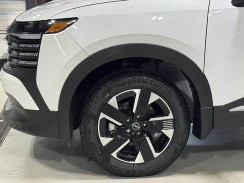 New 2026 Nissan Kicks SV w/ Cold Weather Package AWD/4WD image 28