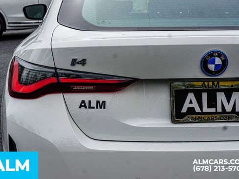 Used 2025 BMW i4 eDrive40 image 15