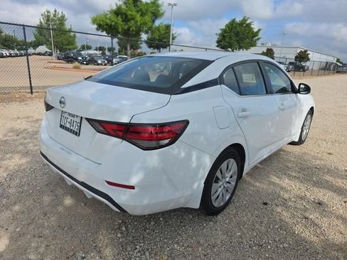 Used 2023 Nissan Sentra S FWD image 3