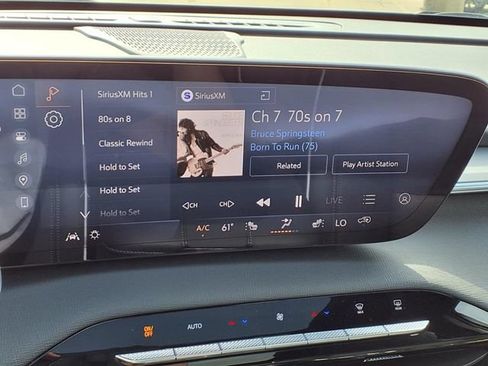 New 2026 Buick Enclave Sport Touring w/ Power Package FWD image 9